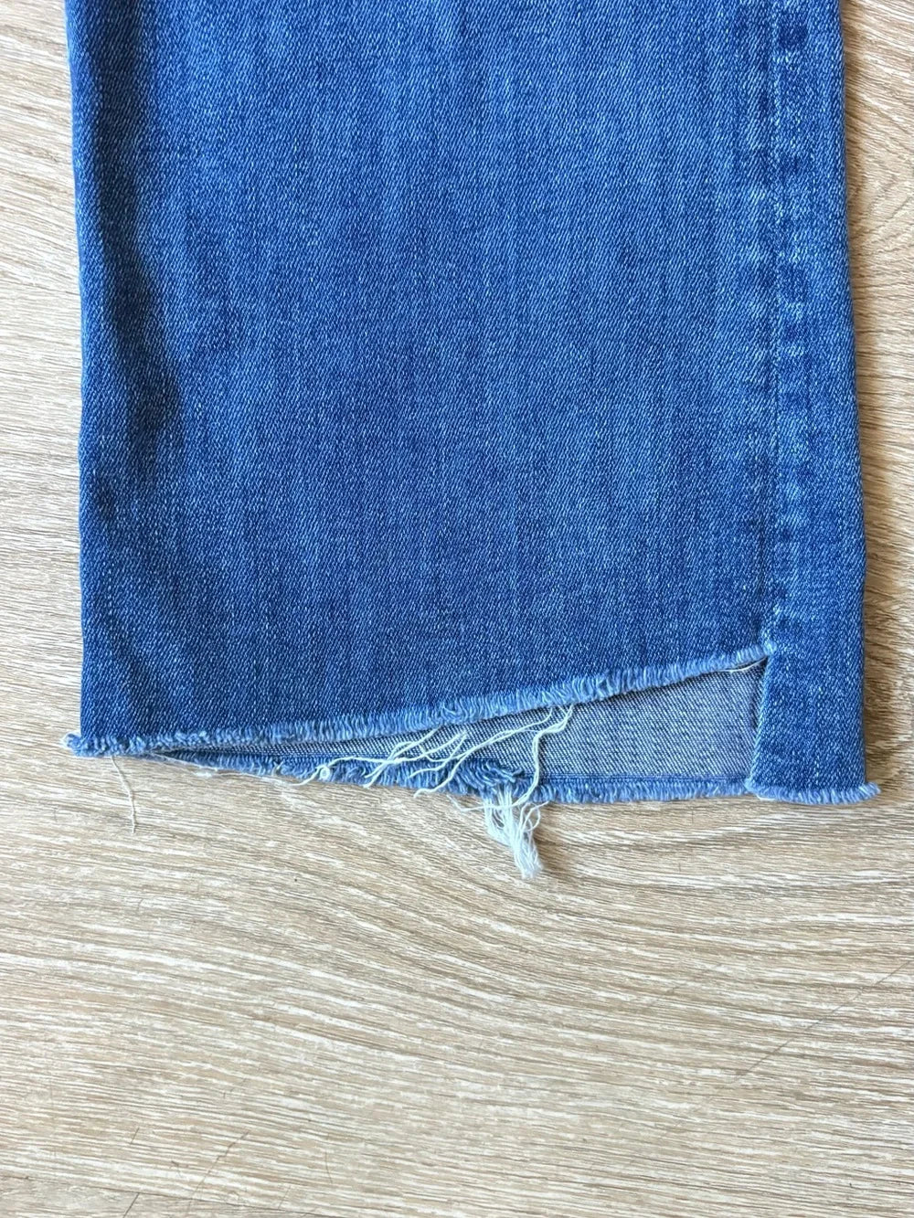 MOTHER jeans The Insider Ankle Step Fray in Not Rough Enough